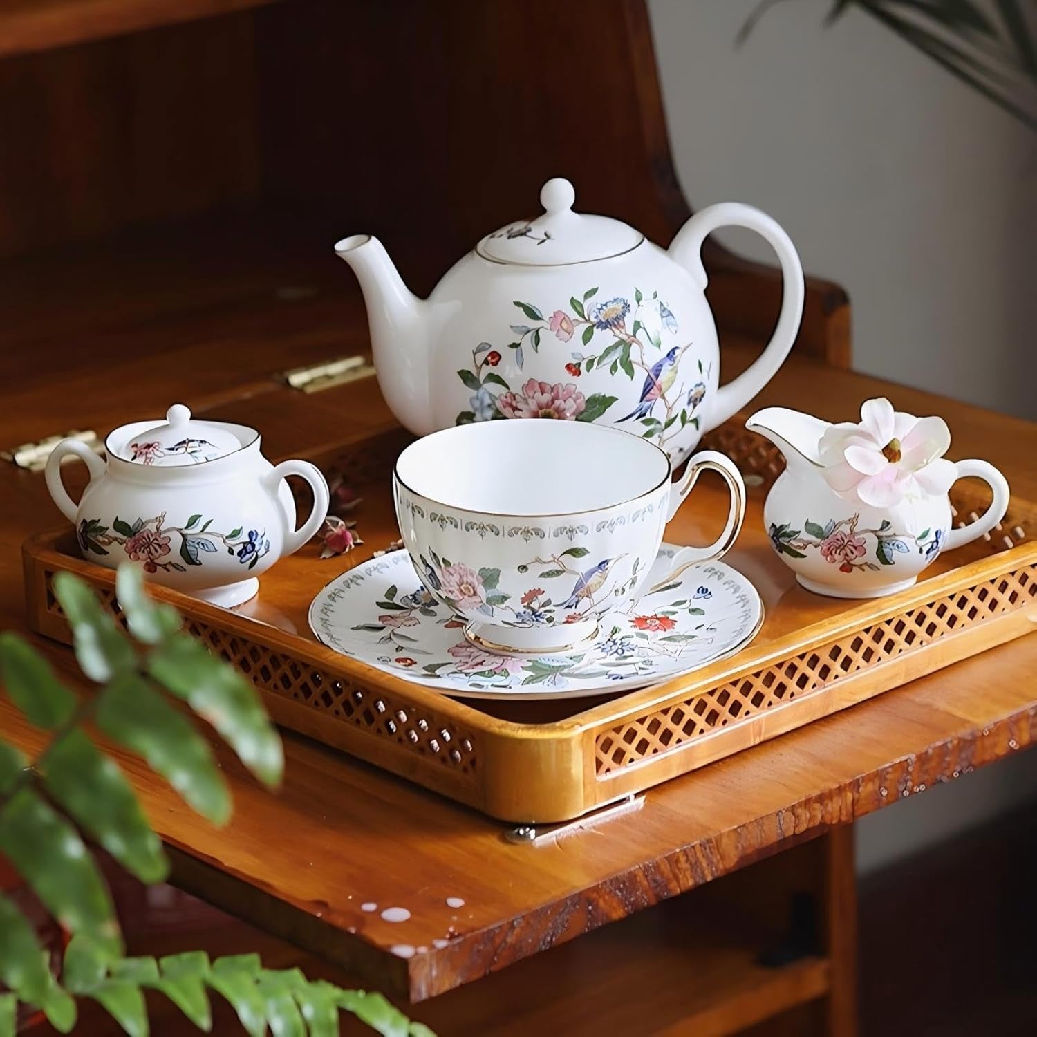 Fine Bone China Tea Party Set for Adult 7 Pieces Porcelain Flower Tea Set,Teapot and Set of 2 Teacups & Saucers with Sugar Bowl & Cream Jug